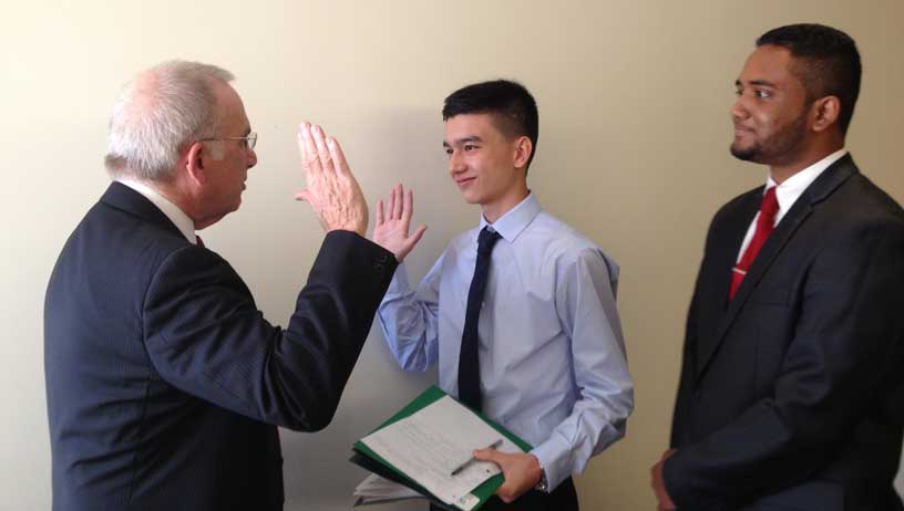 Chuck Perl high fives VEI CEO